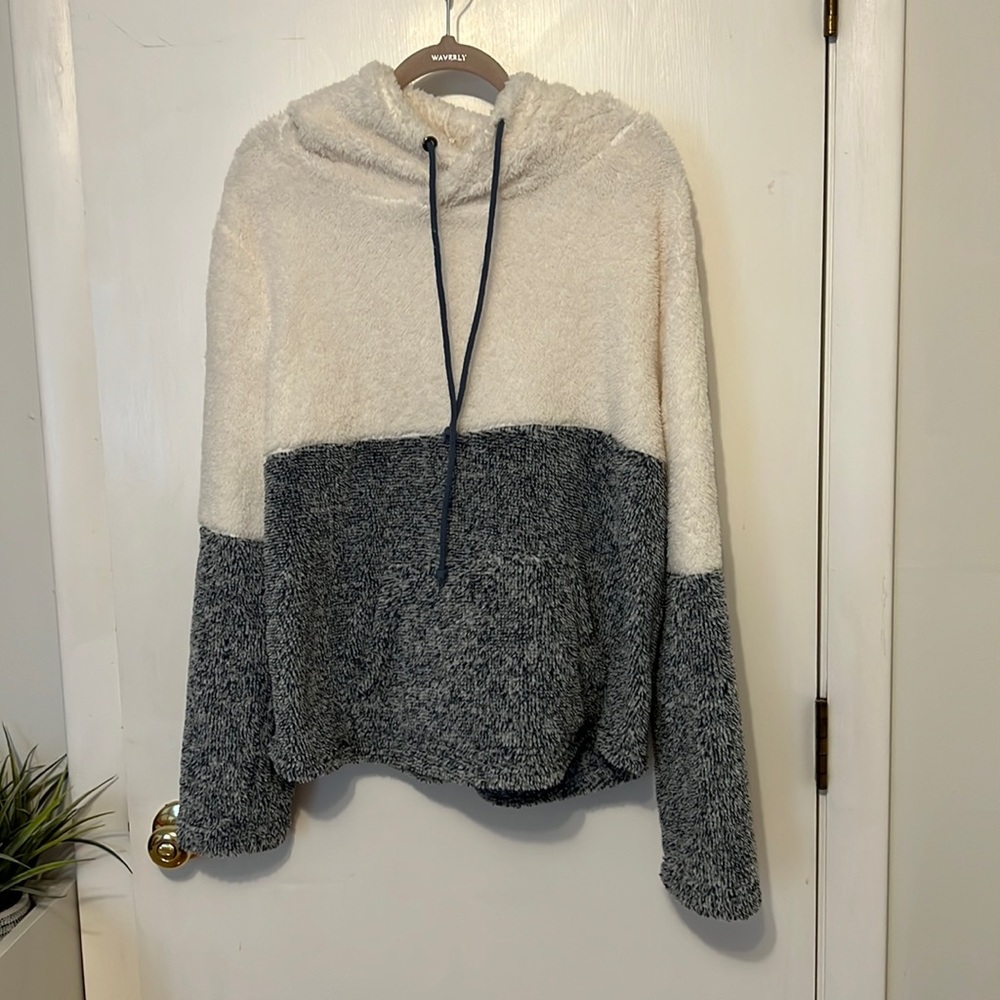 Mia and Tess two tone fleece/Sherpa pull over with hood